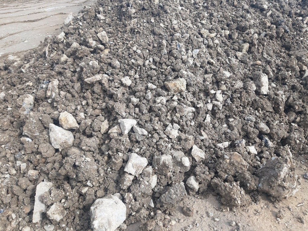 Terre en cours de contrôle environnemental